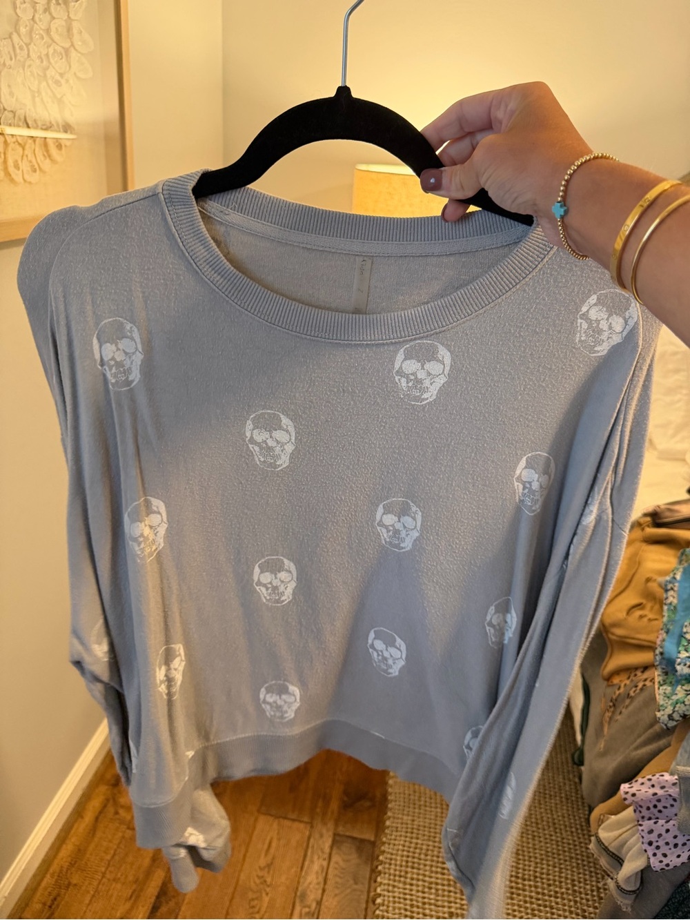 Z Supply Light Gray Skull-Print Pullover Sweatshirt